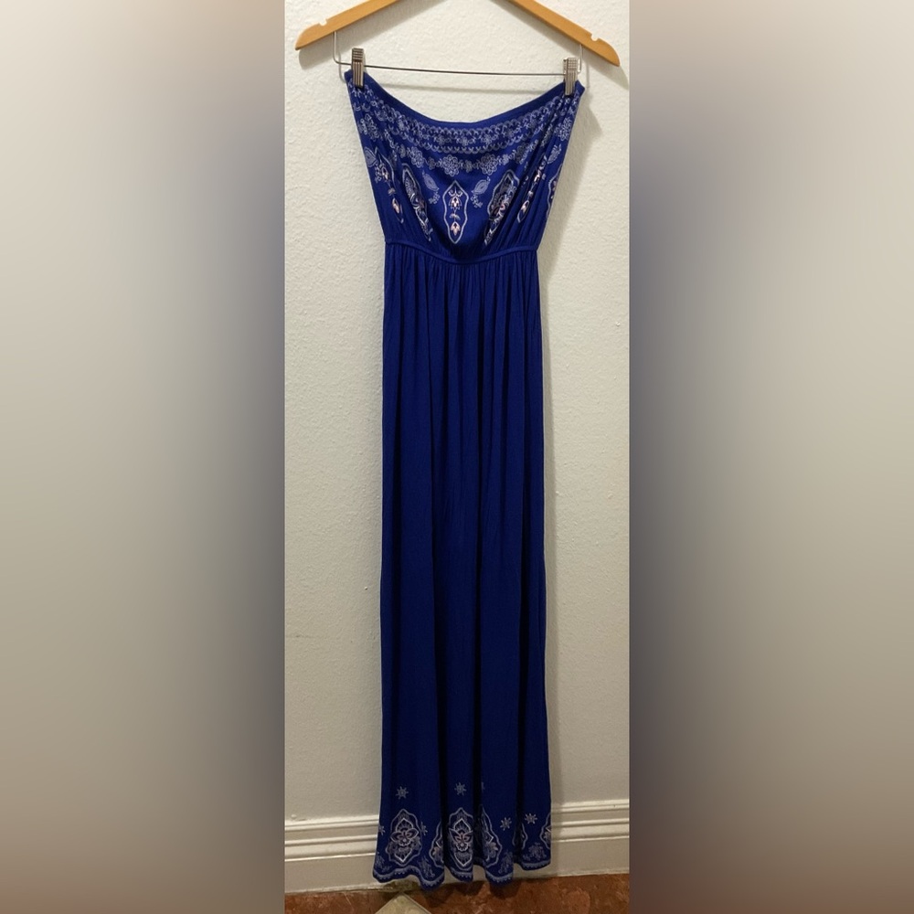 Love Tree Royal Blue patterned strapless maxi dress size M